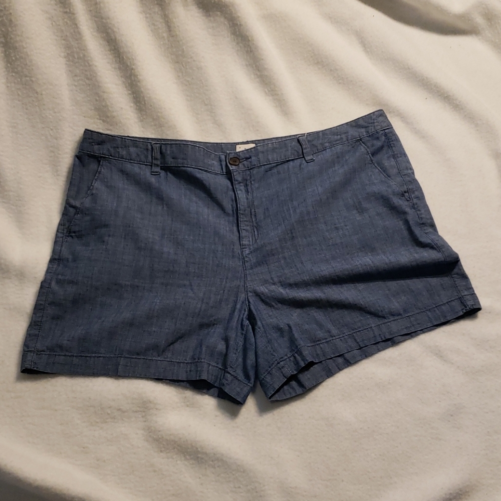 A New Day Chambray Short sz. 18